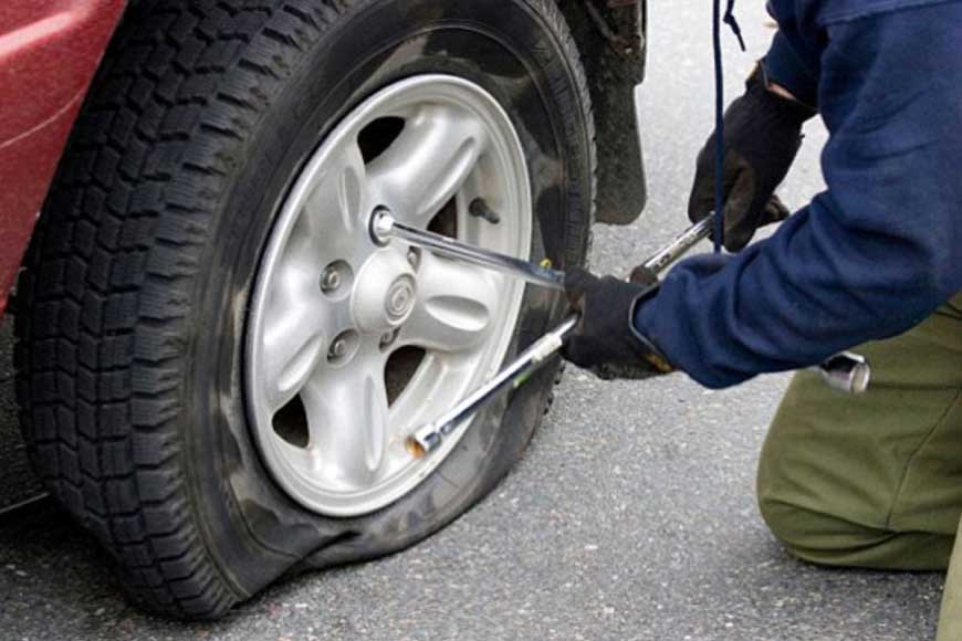 Flat Tyre Repair Service