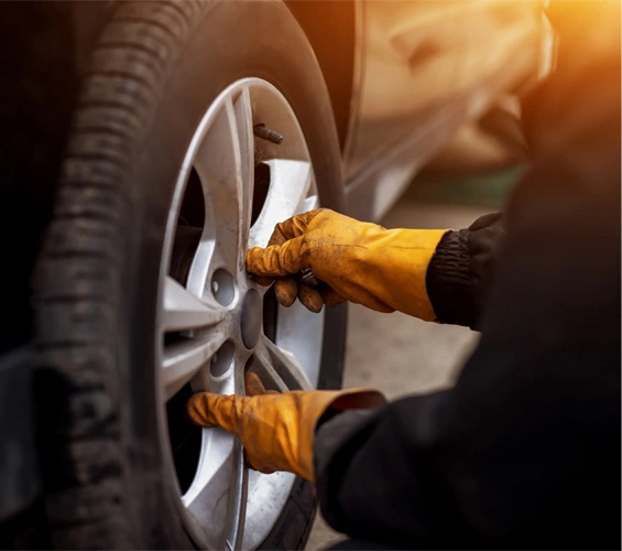 Flat Tyre We'll Come To You With Mobile Tire Puncture Repair